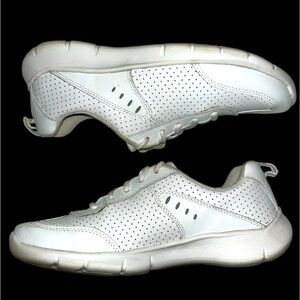 Clark’s Sneakers Ladies Size 7